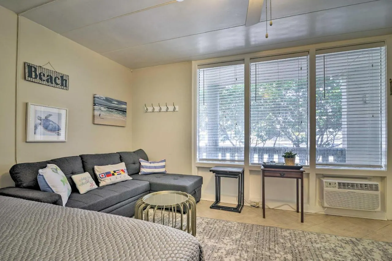 Apartment Virginia Beach Studio With Direct Beach Access!