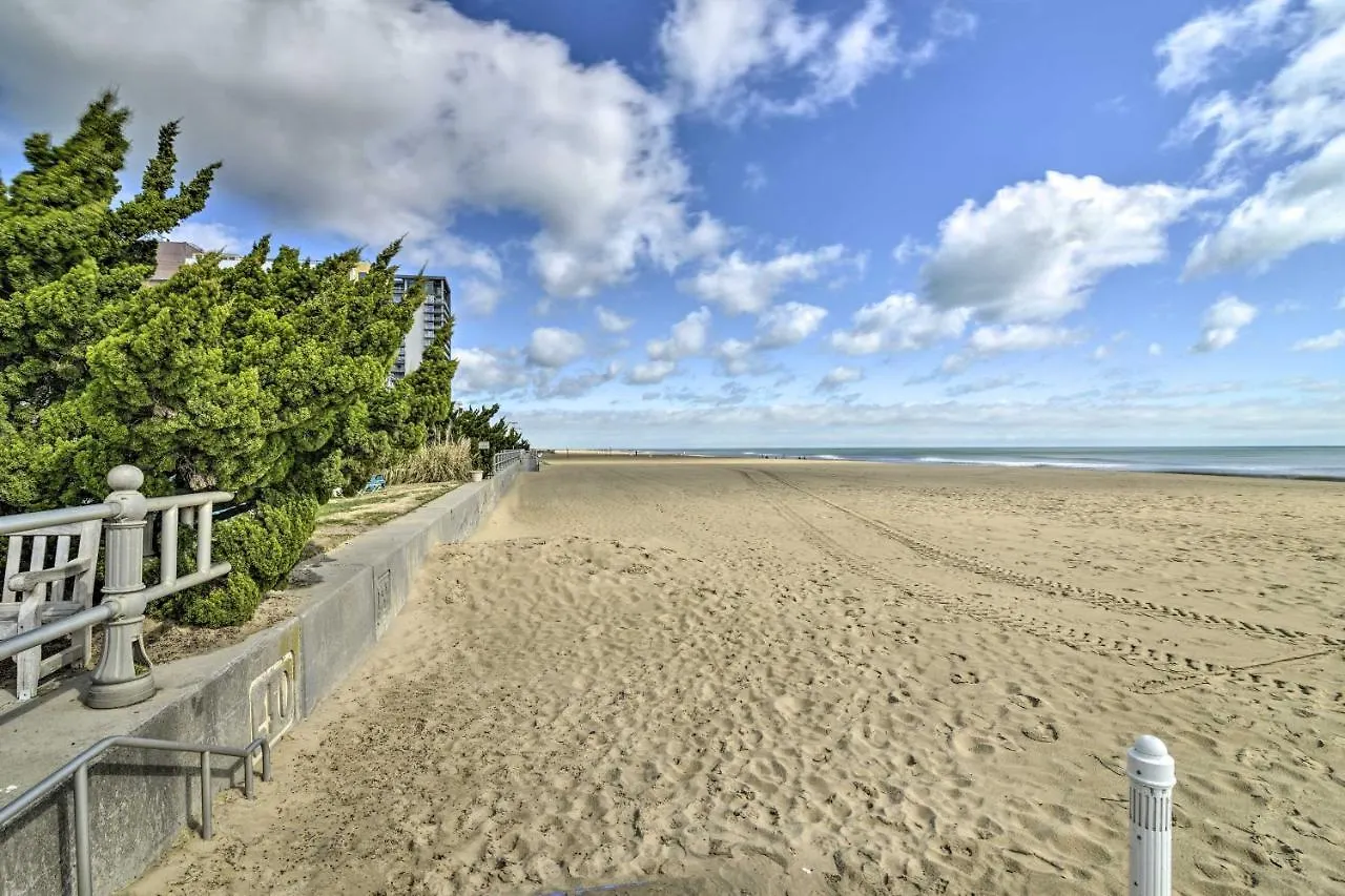 Apartment Virginia Beach Studio With Direct Beach Access! United States